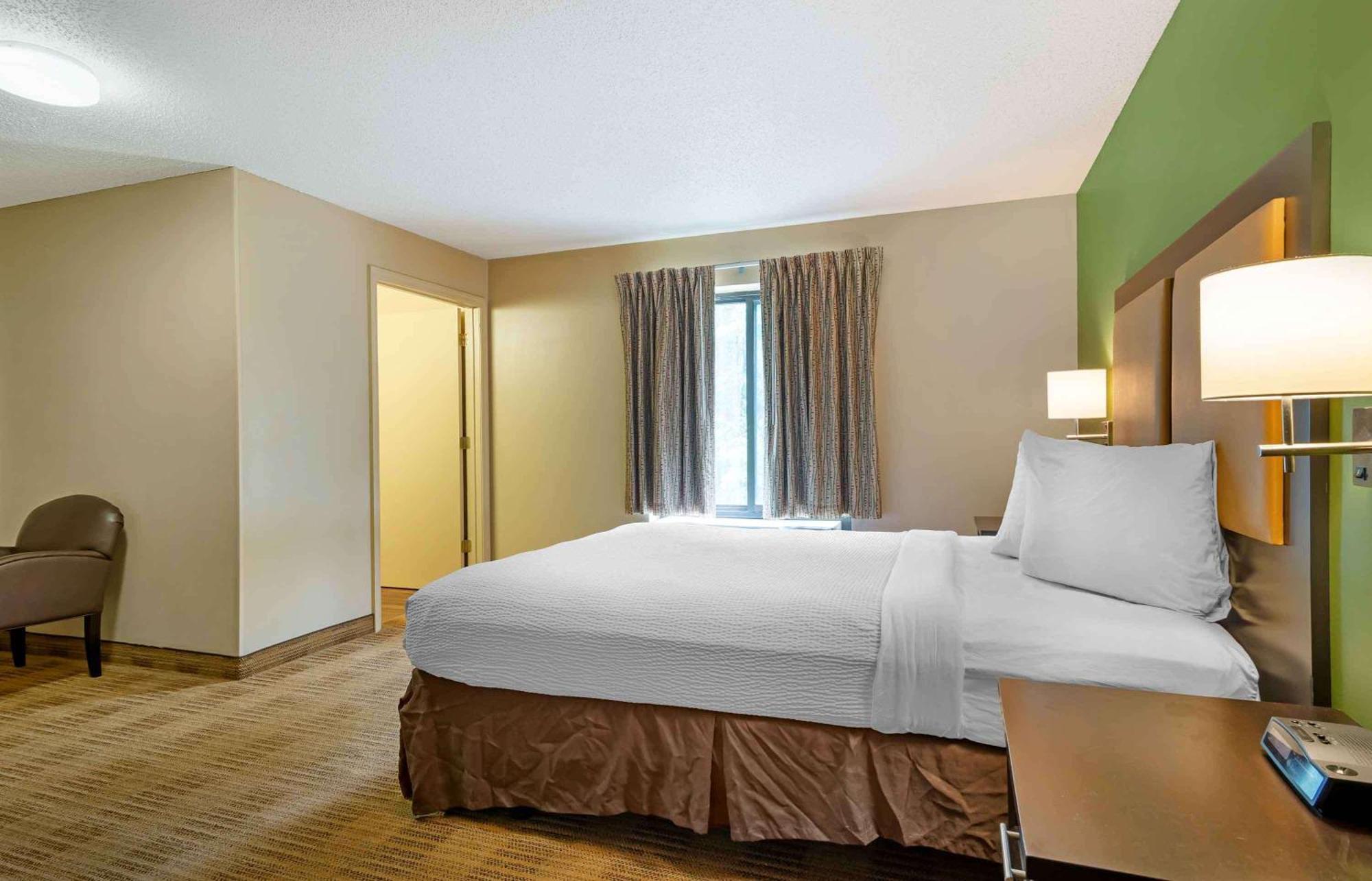 Extended Stay America Suites - Arlington - Six Flags Bagian luar foto