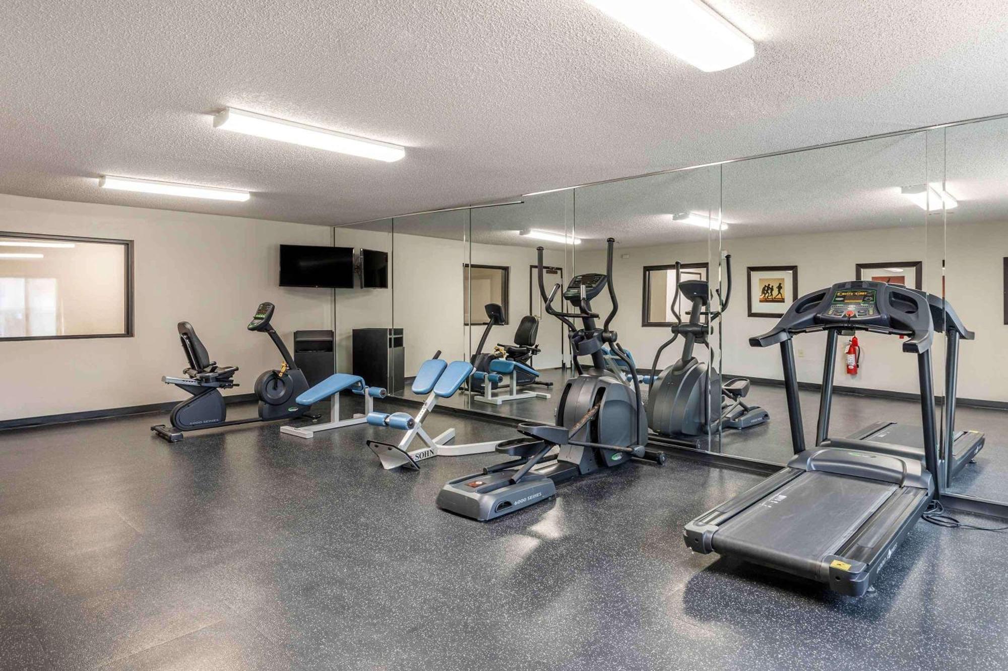Extended Stay America Suites - Arlington - Six Flags Bagian luar foto
