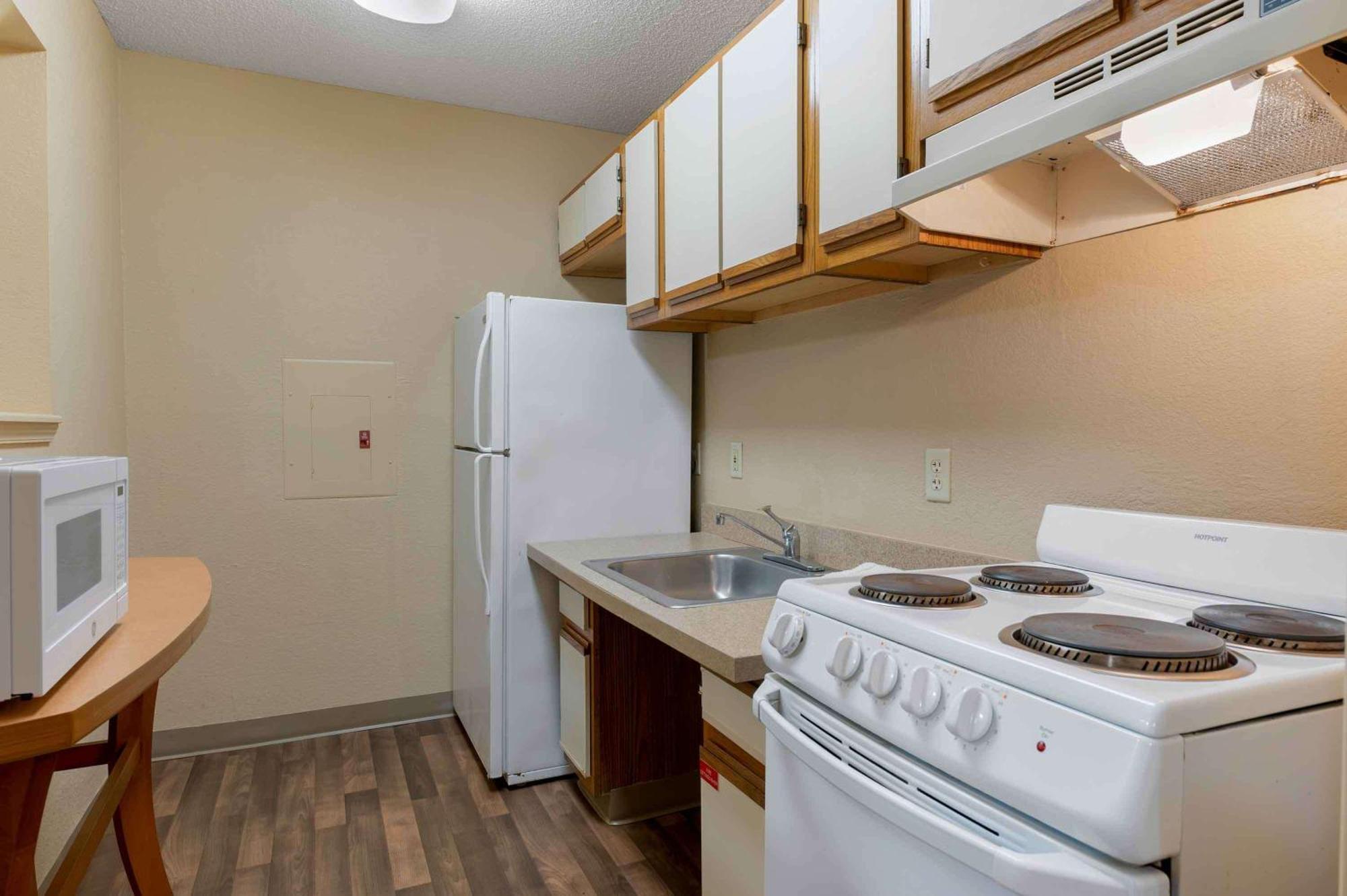 Extended Stay America Suites - Arlington - Six Flags Bagian luar foto