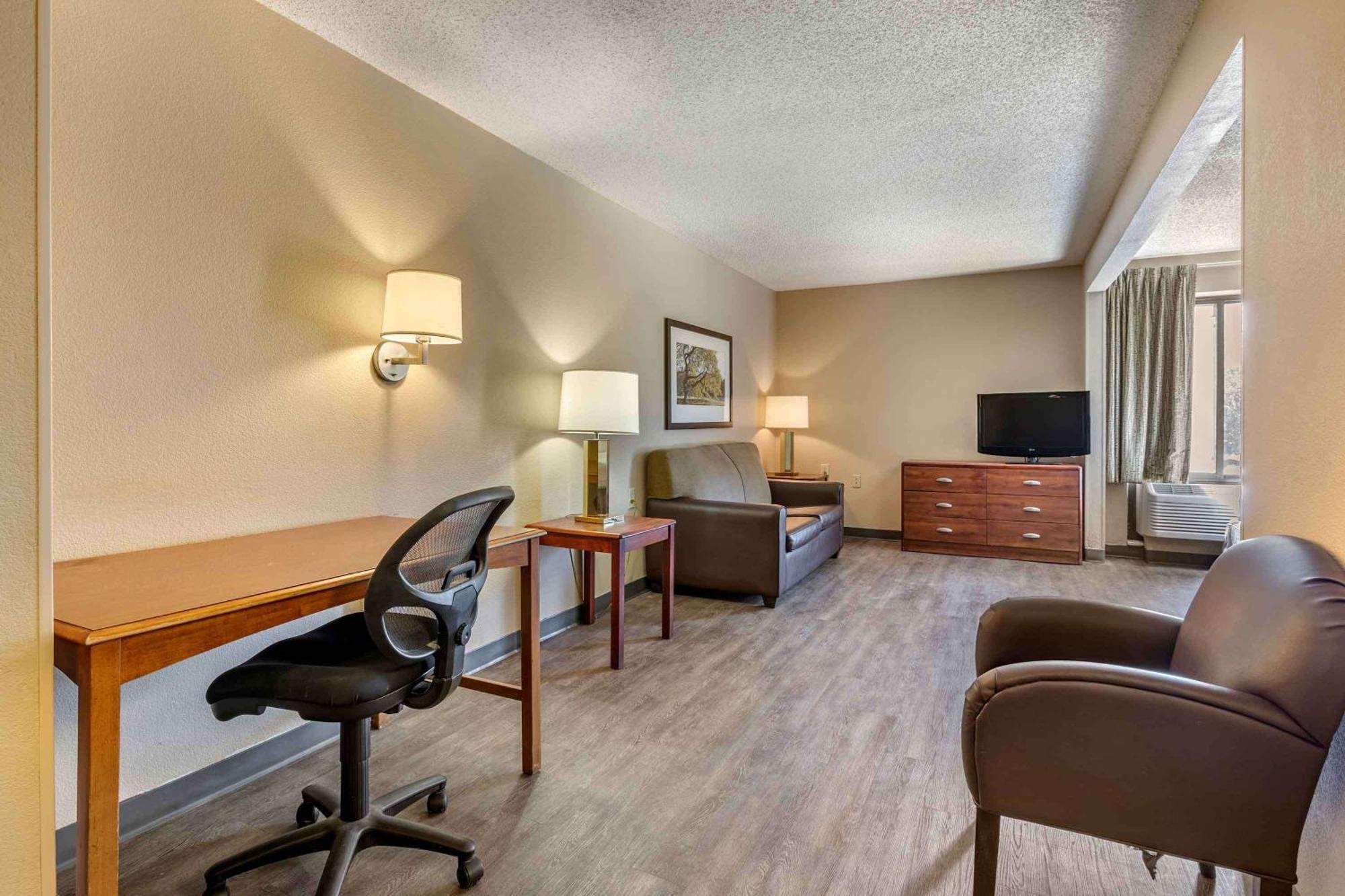 Extended Stay America Suites - Arlington - Six Flags Bagian luar foto